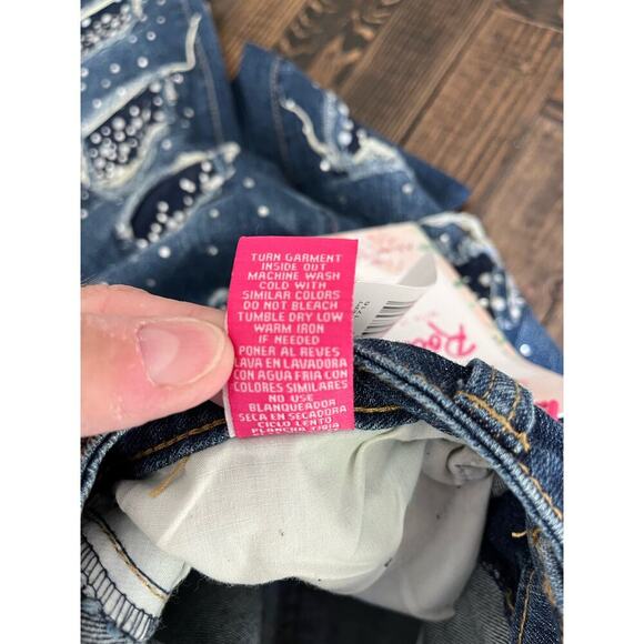 NWT Almost Famous Mid Rise Roll Up Jeans Women 9 Blue Denim Distressed Raw Hem - Picture 16 of 16